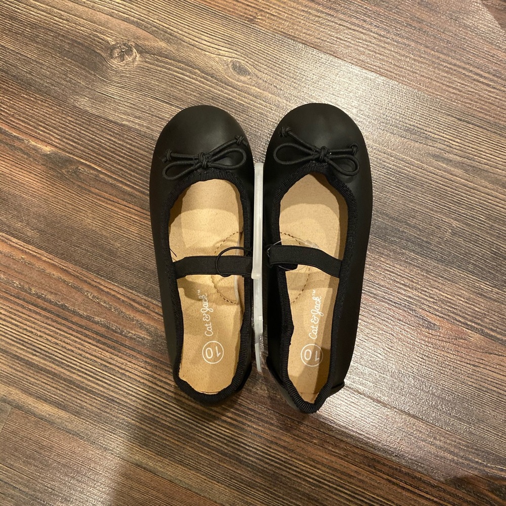 Cat and Jack girls shoes size 10